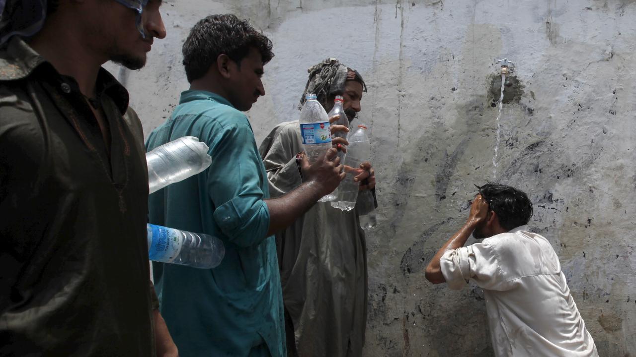Pakistan'ın güneyinde aşırı sıcaklar can aldı: 6 günde 500’den fazla kişi öldü