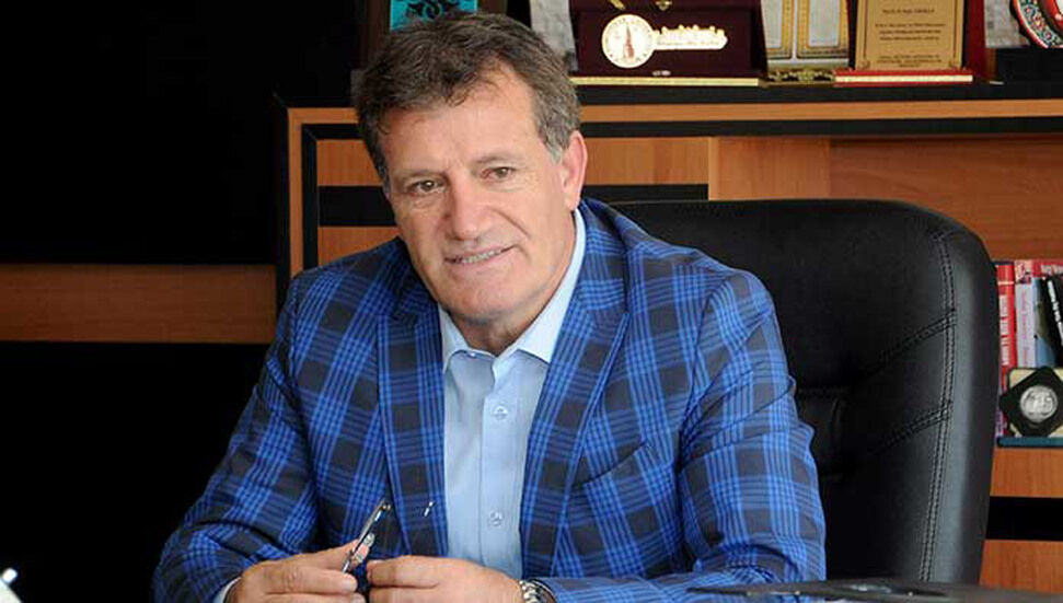 Arıklı: “Olgulara dayalı haber yaparak halkı bilgilendiren tüm gazetecilerimize selam olsun”