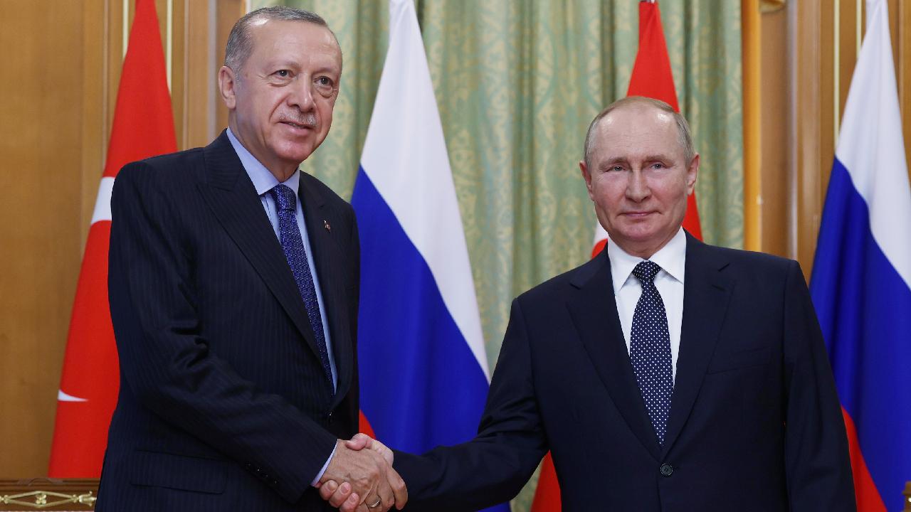 Erdoğan, NATO zirvesi öncesi Kazakistan'da Putin’le görüşecek