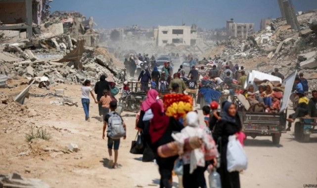 İsrail'in 296 gündür saldırılarını sürdürdüğü Gazze'de can kaybı 39 bin 324