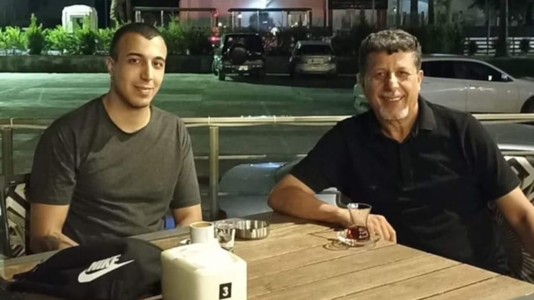 Oğlunun KKTC'de öldüğü haberini alarak Adana'da kalp krizinden ölen baba ile oğlu yan yana toprağa verildi