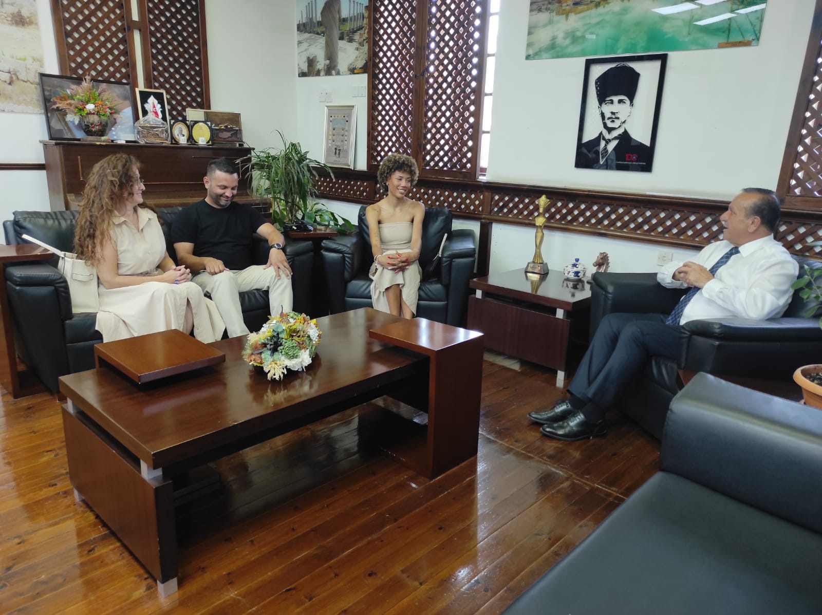 Ataoğlu, milli sporcu Savaşkan’ı kabul etti